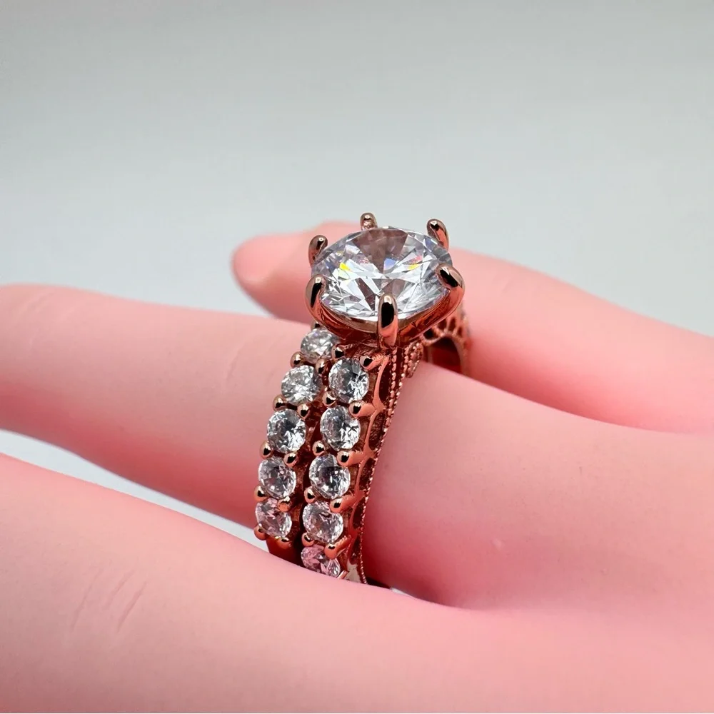 White 5A Cubic Zirconia Diamond Like Solid Silver Rose Gold‎ Tone Ring Set Sz 7